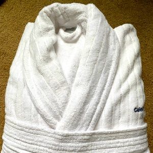 Celebrity Cruises White Bathrobe - New!